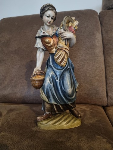 Heiligenfigur notburga höhe - heiligenfigur,